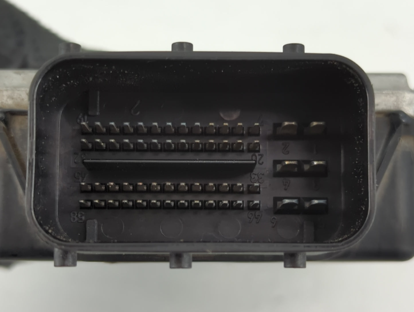 2016 Jeep Renegade PCM Engine Control Computer ECU ECM PCU OEM P/N:51942594 Fits OEM Used Auto Parts - Oemusedautoparts1.com