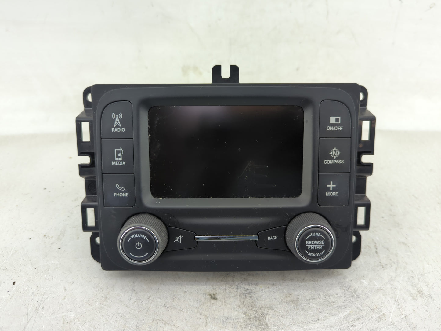2015-2016 Jeep Renegade Radio AM FM Cd Player Receiver Replacement P/N:07355981620 Fits Fits 2015 2016 OEM Used Auto Parts -