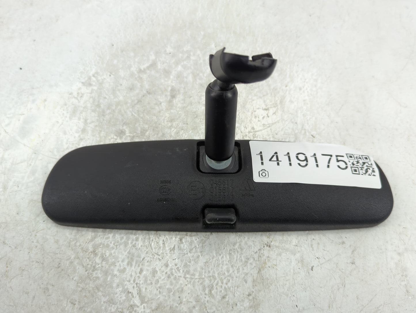 2015-2022 Jeep Renegade Interior Rear View Mirror Replacement OEM P/N:E11045617 Fits Fits 2015 2016 2017 2018 2019 2020 2021