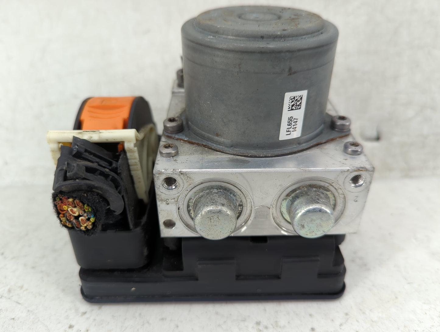 2015-2017 Jeep Renegade ABS Pump Control Module Replacement P/N:52043052 A001K384, A001K537, 54086932F Fits Fits 2015 2016 2