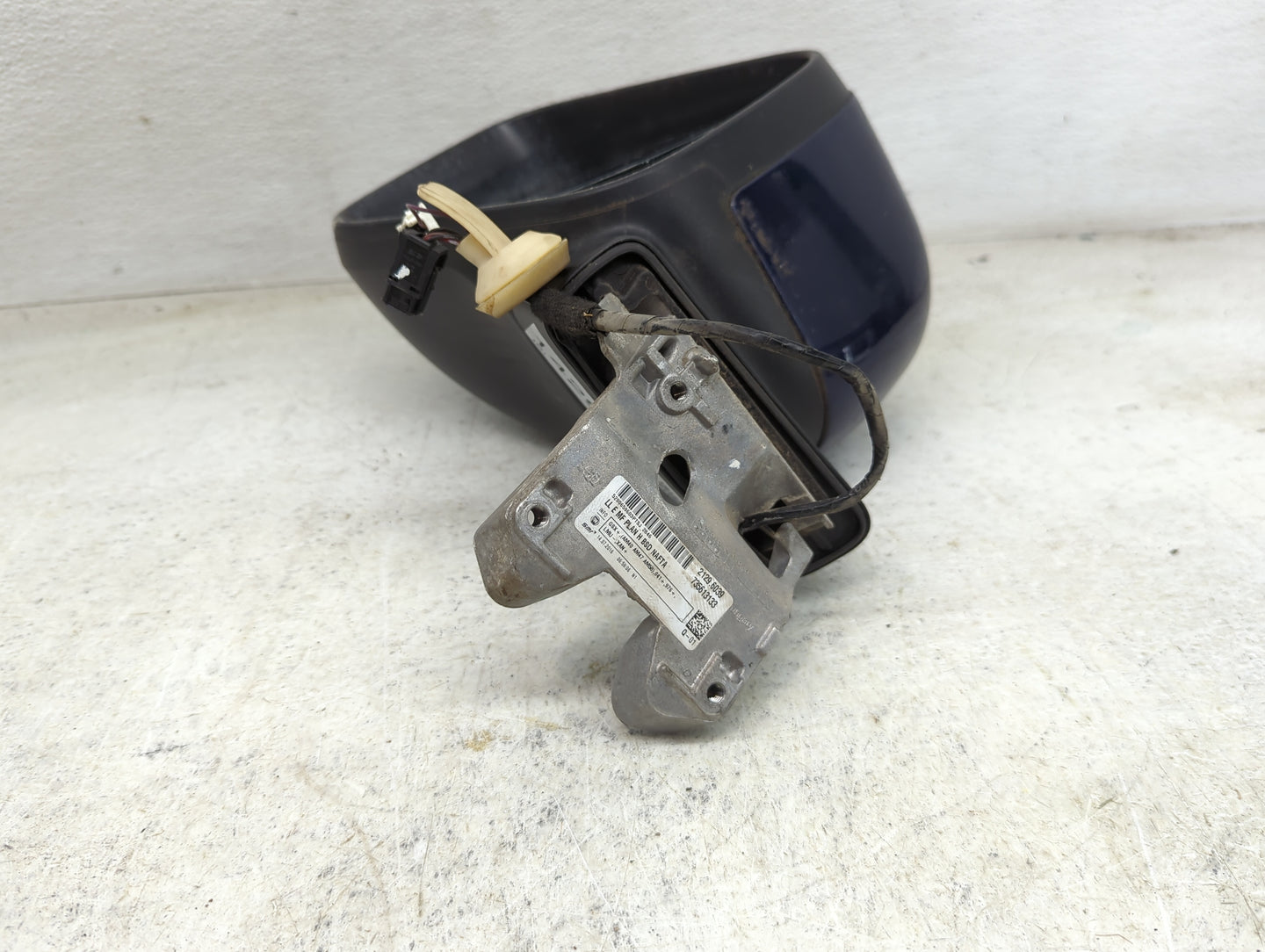 2015-2020 Jeep Renegade Driver Side View Mirror - Left Door Mirror OEM Used - Oemusedautoparts1.com