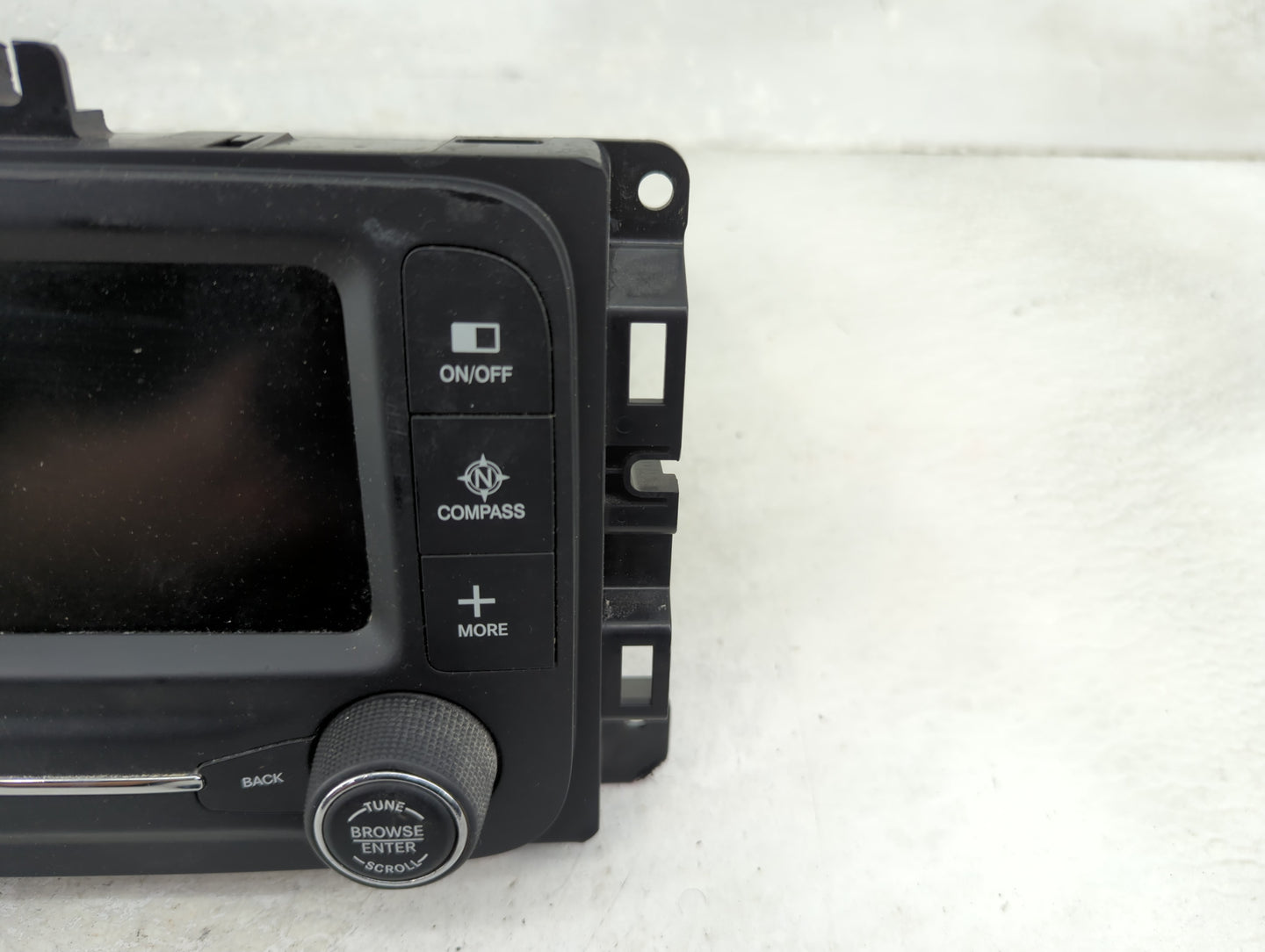 2015-2016 Jeep Renegade Radio AM FM Cd Player Receiver Replacement P/N:07355981620 Y7OVP2, 7812H-VP2 Fits Fits 2015 2016 OEM