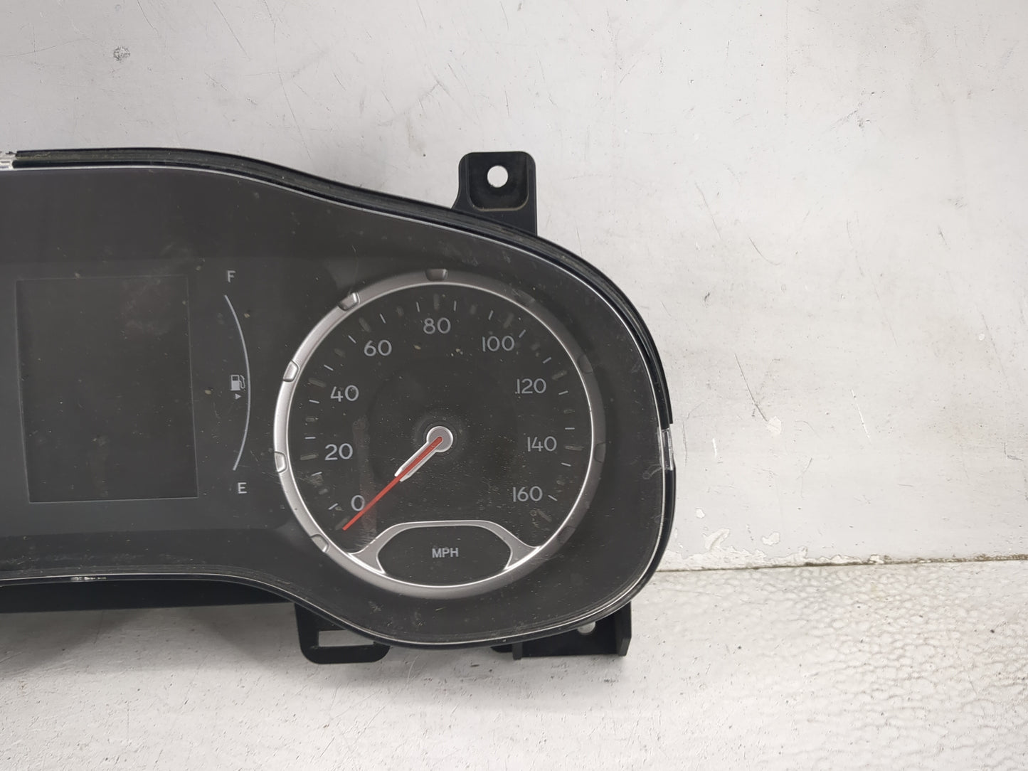 2015-2017 Jeep Renegade Instrument Cluster Speedometer Gauges P/N:503003170518 735625927 Miles: Fits Fits 2015 2016 2017 OEM