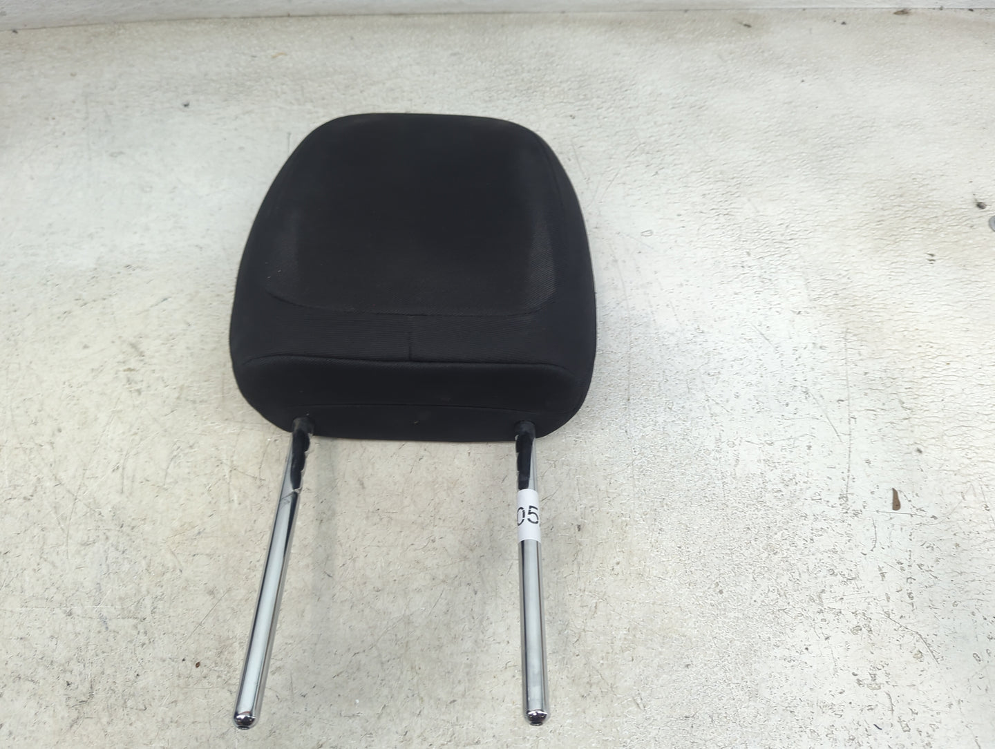 2015-2018 Jeep Renegade Headrest Head Rest Front Driver Passenger Seat Fits Fits 2015 2016 2017 2018 OEM Used Auto Parts - O