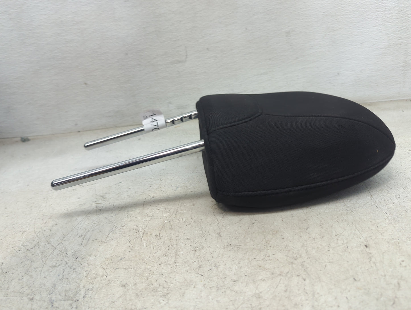 2015-2018 Jeep Renegade Headrest Head Rest Front Driver Passenger Seat Fits Fits 2015 2016 2017 2018 OEM Used Auto Parts - O