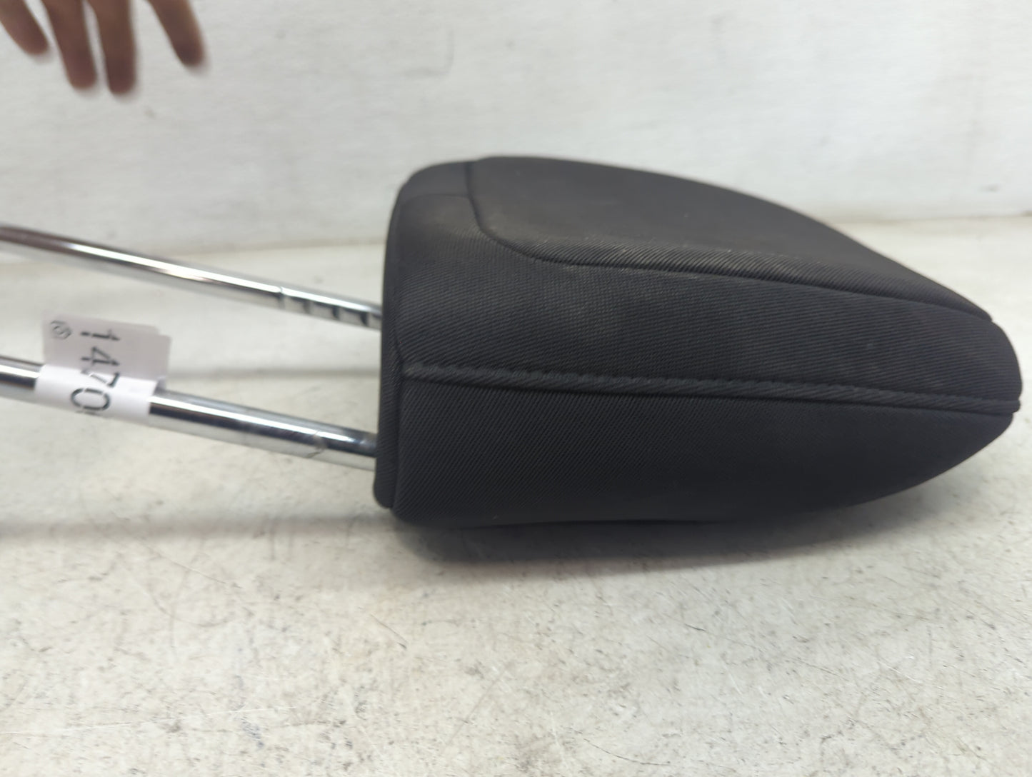 2015-2018 Jeep Renegade Headrest Head Rest Front Driver Seat Black - Oemusedautoparts1.com