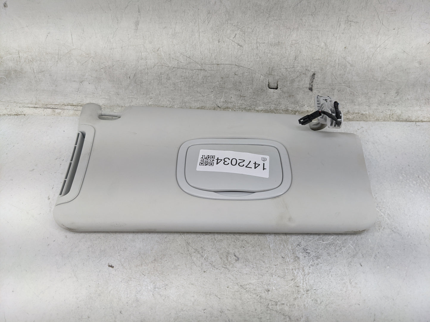 2015-2022 Jeep Renegade Sun Visor Shade Replacement Passenger Right Mirror Fits Fits 2015 2016 2017 2018 2019 2020 2021 2022