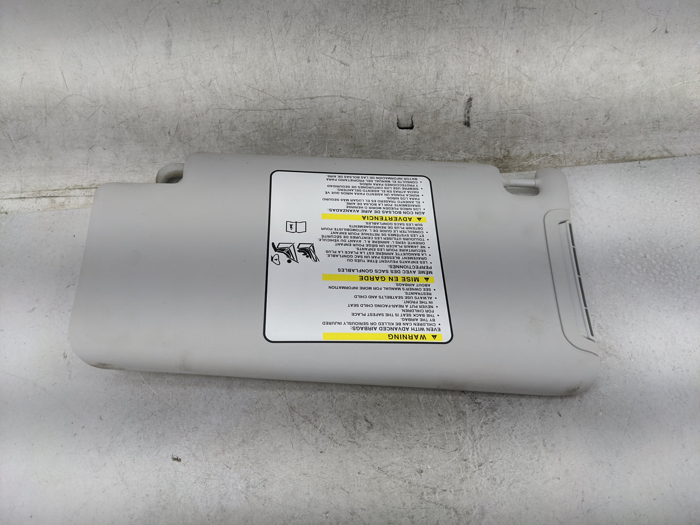 2015-2022 Jeep Renegade Sun Visor Shade Replacement Passenger Right Mirror Fits Fits 2015 2016 2017 2018 2019 2020 2021 2022