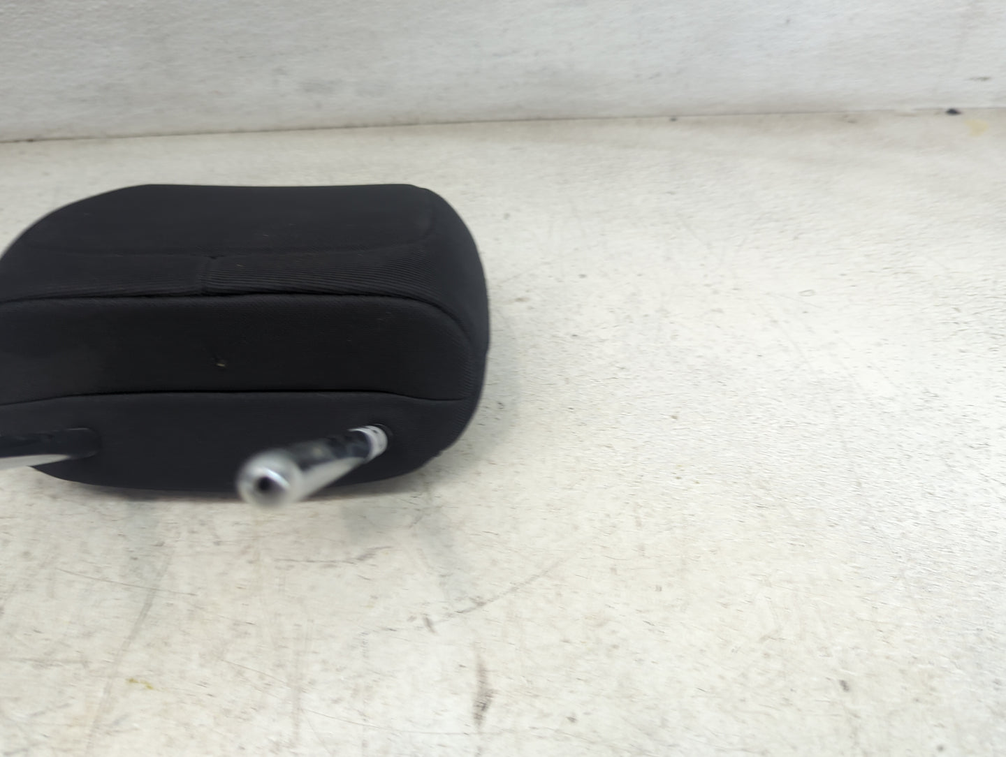 2016 Jeep Renegade Headrest Head Rest Rear Seat Fits OEM Used Auto Parts - Oemusedautoparts1.com