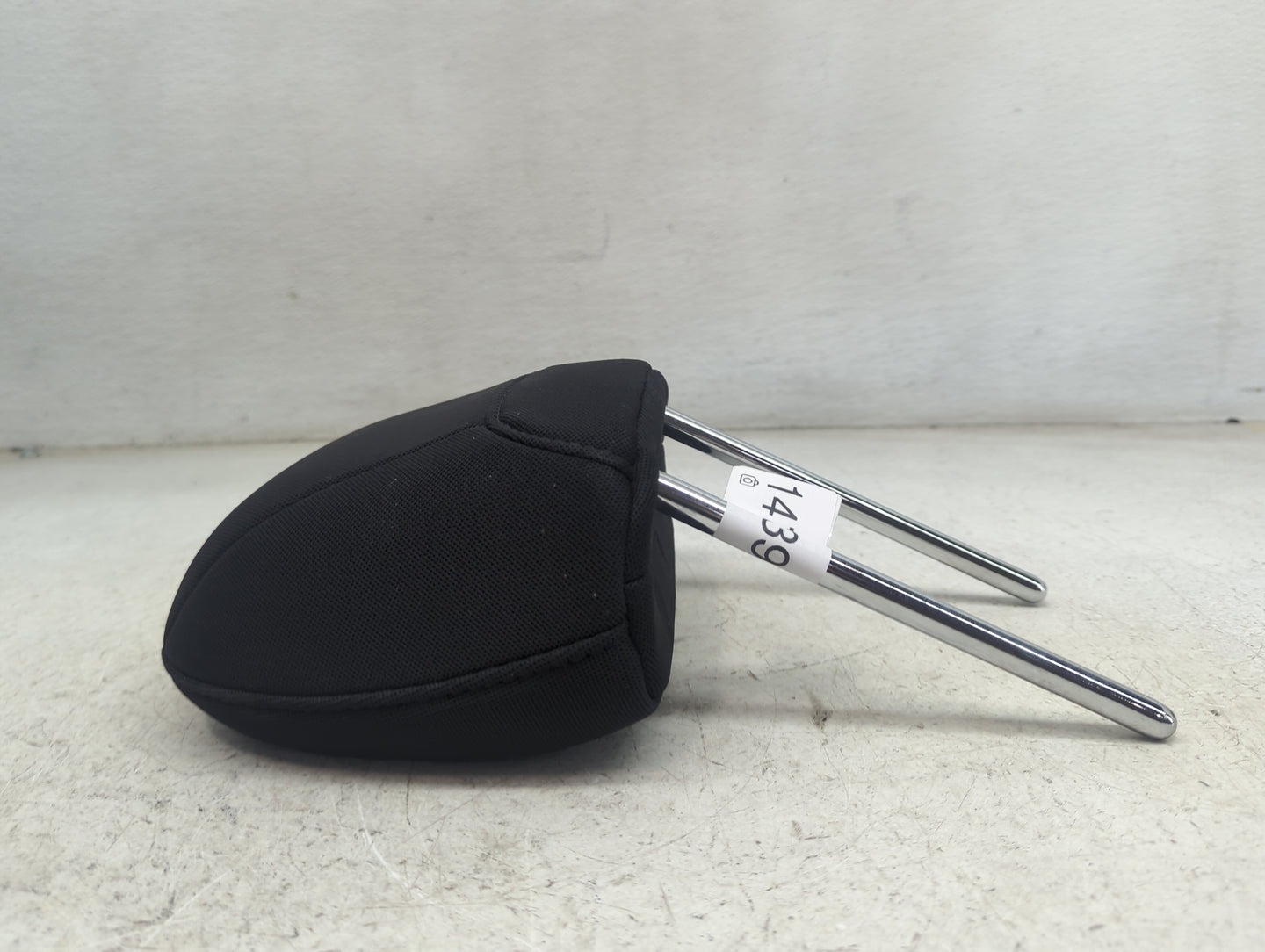 2016 Jeep Renegade Headrest Head Rest Rear Seat Fits OEM Used Auto Parts - Oemusedautoparts1.com
