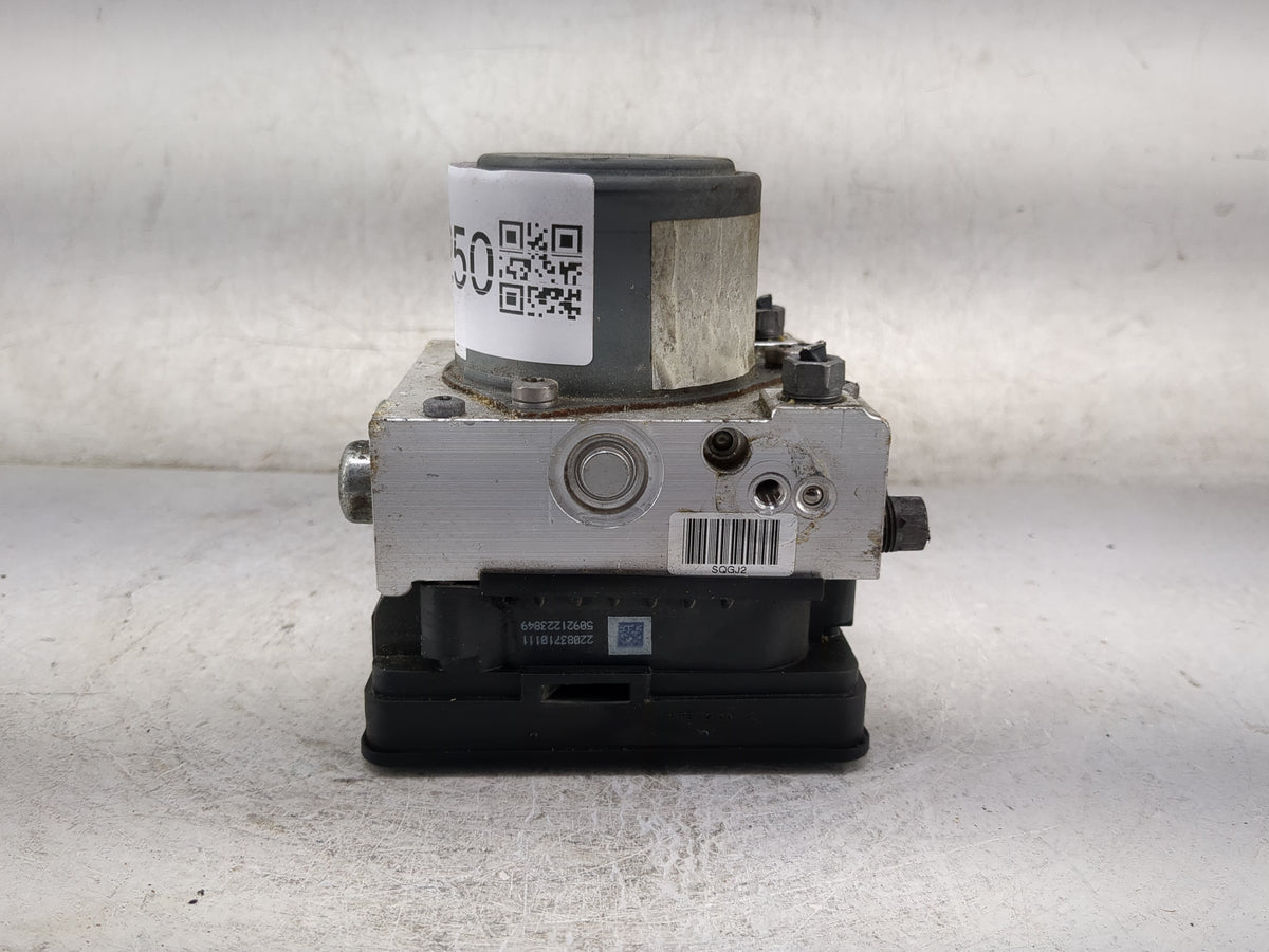 2015-2017 Jeep Renegade Anti-Lock Brake ABS Pump Module Actuator OEM P/N:52043052 A001K537, A001K384 Fits Fits 2015 2016 201