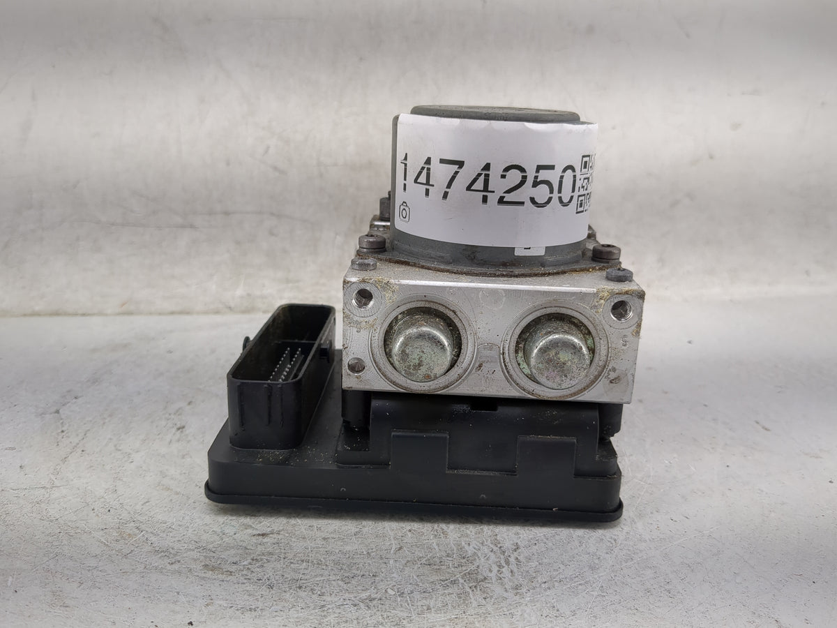 2015-2017 Jeep Renegade Anti-Lock Brake ABS Pump Module Actuator OEM P/N:52043052 A001K537, A001K384 Fits Fits 2015 2016 201