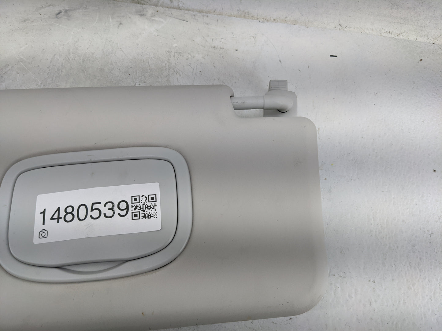 2015-2022 Jeep Renegade Sun Visor Shade Replacement Passenger Right Mirror Fits Fits 2015 2016 2017 2018 2019 2020 2021 2022
