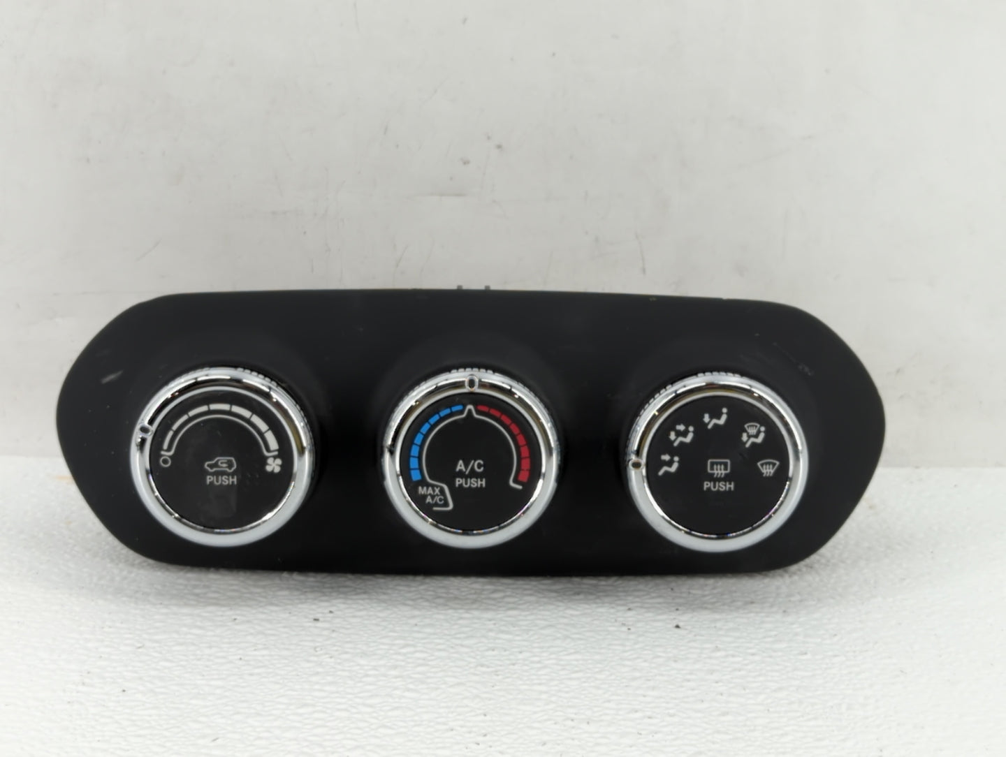 2015-2016 Jeep Renegade Climate Control Module Temperature AC/Heater Replacement P/N:735637717 7356461040 Fits Fits 2015 201