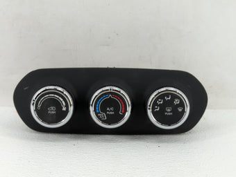 compare product 2015-2016 Jeep Renegade Climate Control Module Temperature AC/Heater Replacement P/N:735637717 7356461040 Fits Fits 2015 2016 OEM Used Auto Parts