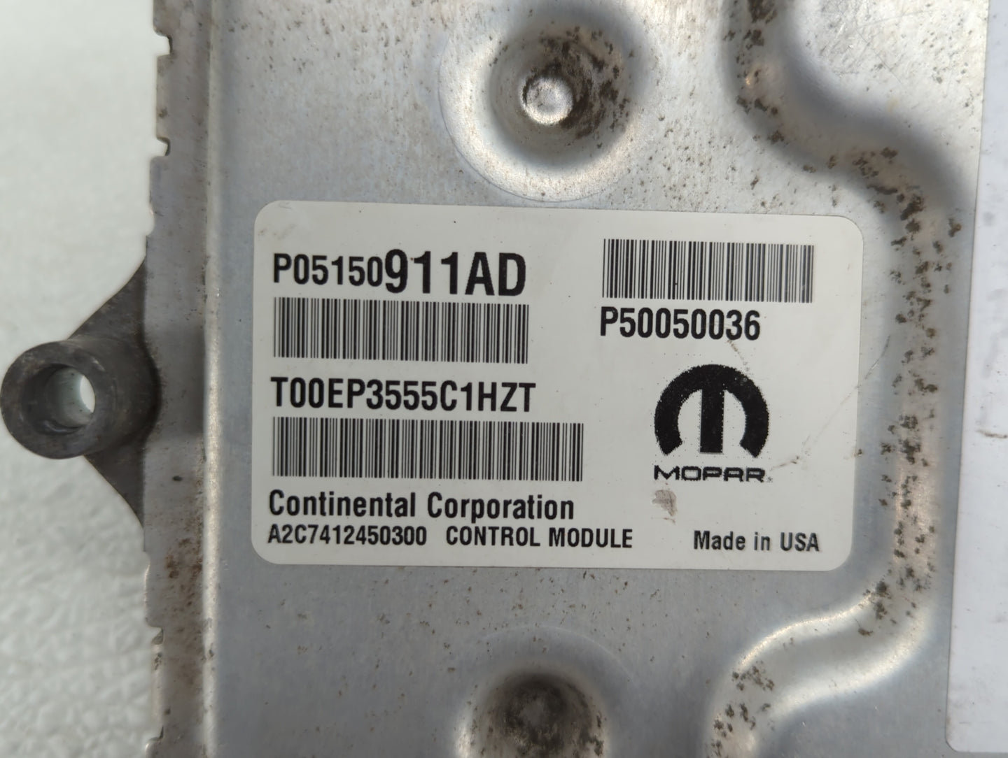 2015-2017 Jeep Renegade PCM Engine Control Computer ECU ECM PCU OEM P/N:P05150911AD P05150911AE Fits Fits 2015 2016 2017 OEM
