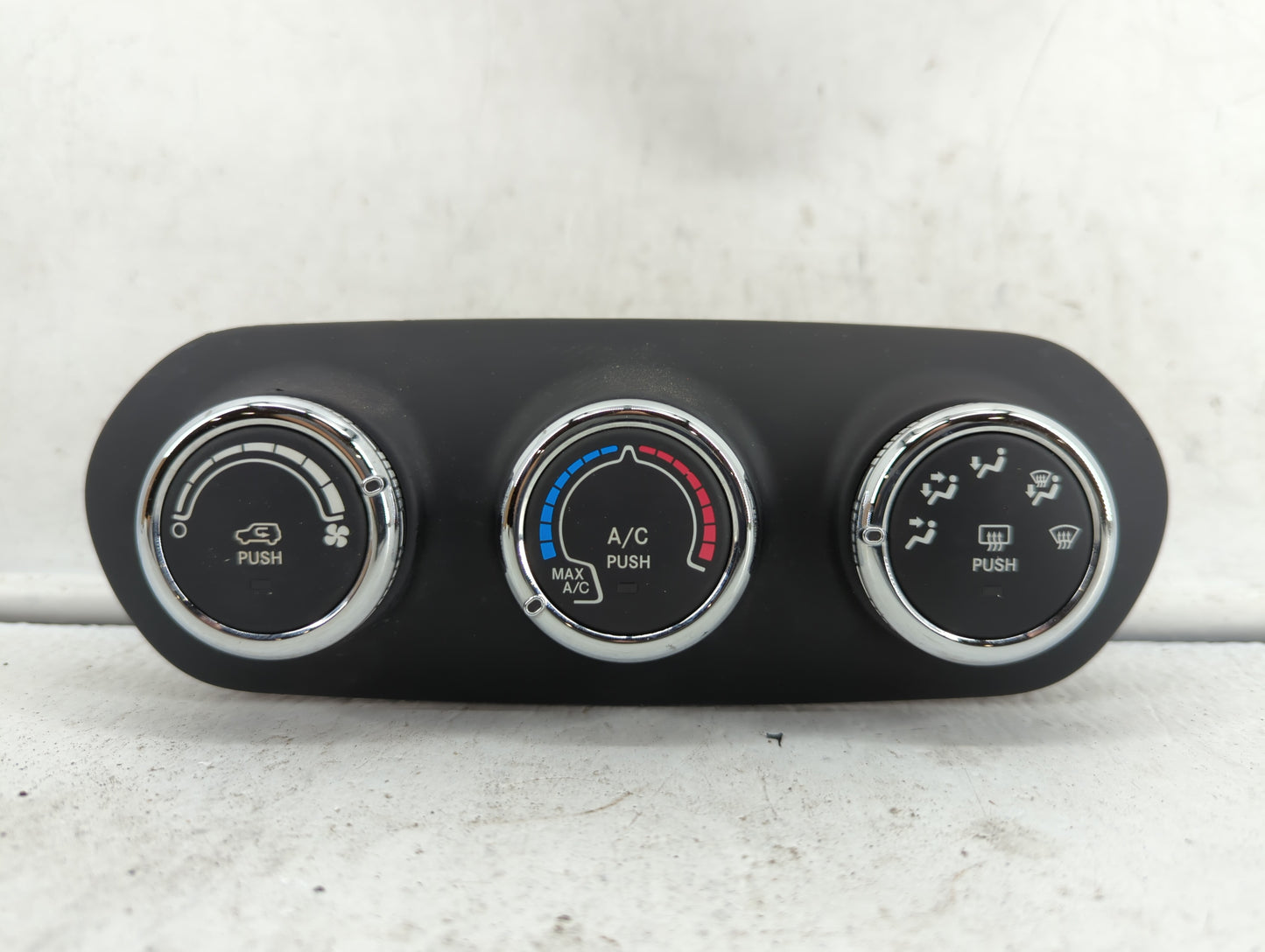 2015-2016 Jeep Renegade Climate Control Module Temperature AC/Heater Replacement P/N:735637717 7356461040 Fits Fits 2015 201