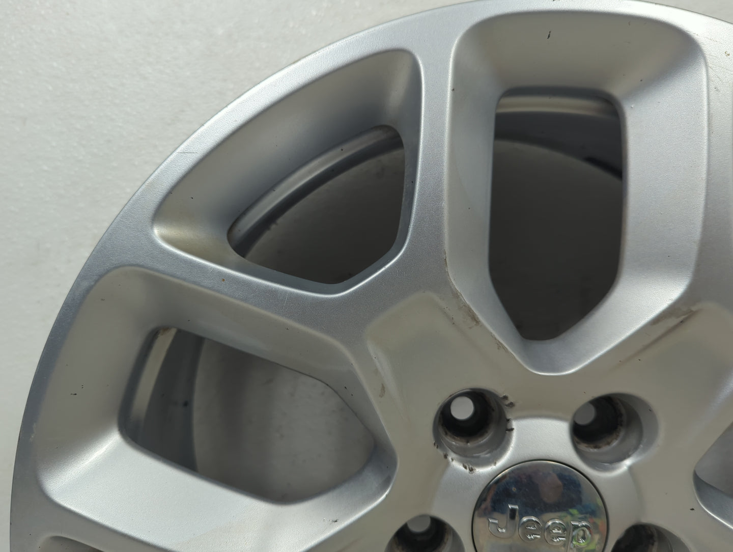 2015-2018 Jeep Renegade Oem Wheel Rim 5000946 - Oemusedautoparts1.com