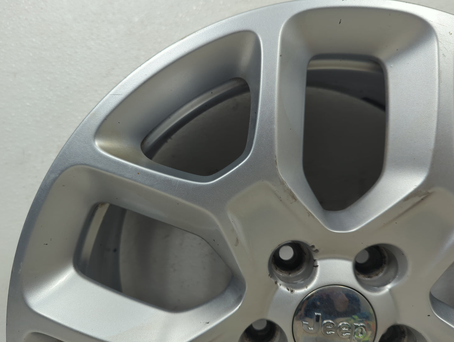 2015-2018 Jeep Renegade Oem Wheel Rim 5000946 - Oemusedautoparts1.com