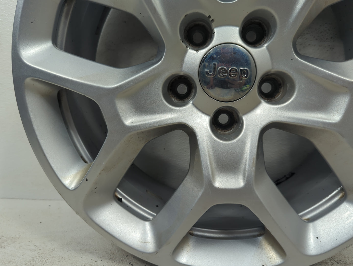 2015-2018 Jeep Renegade Oem Wheel Rim 5000946 - Oemusedautoparts1.com