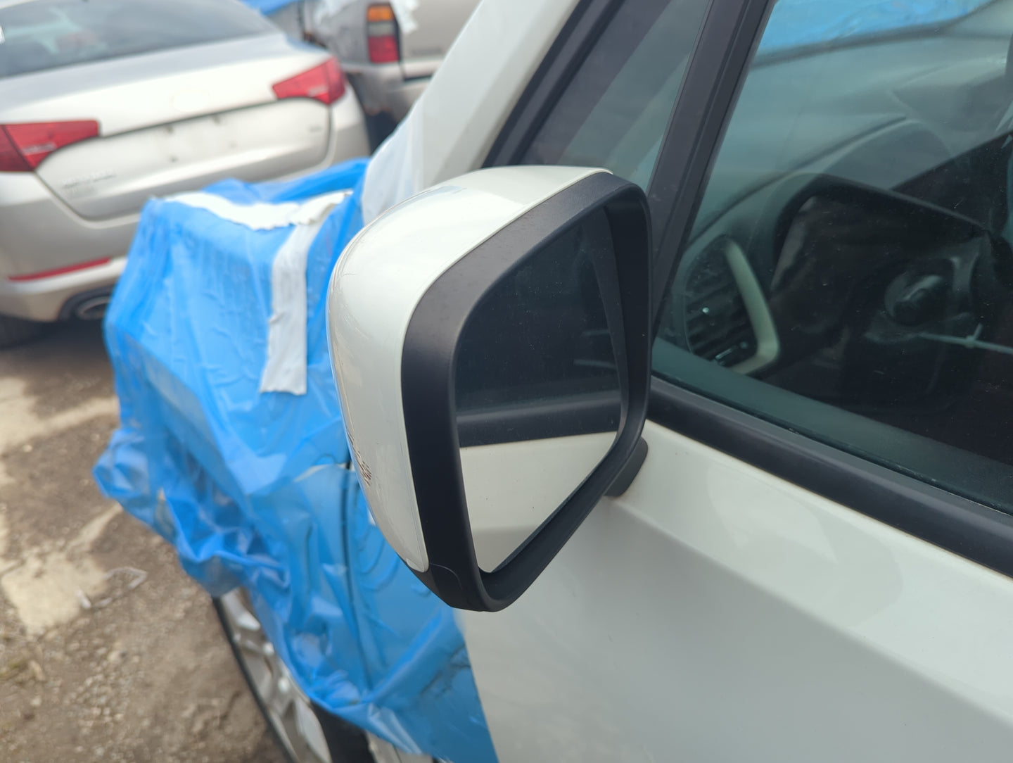 2015-2021 Jeep Renegade Driver Side View Mirror - Left Door Mirror OEM Used - Oemusedautoparts1.com