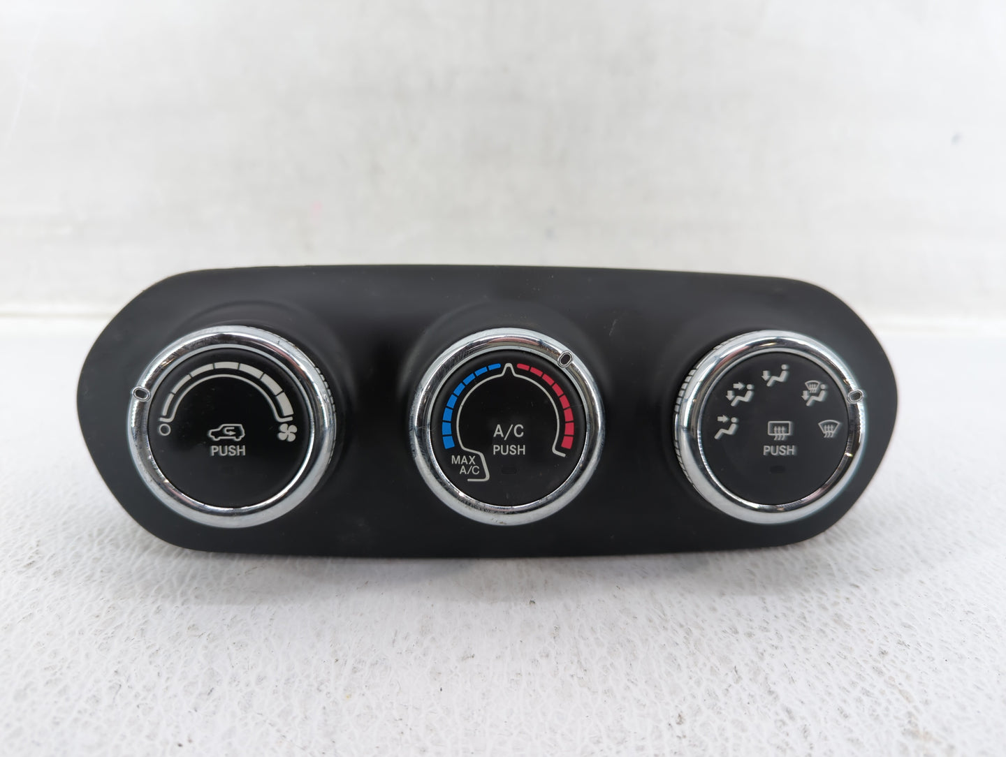 2015-2016 Jeep Renegade Climate Control Module Temperature AC/Heater Replacement P/N:838744Z Fits Fits 2015 2016 OEM Used Au
