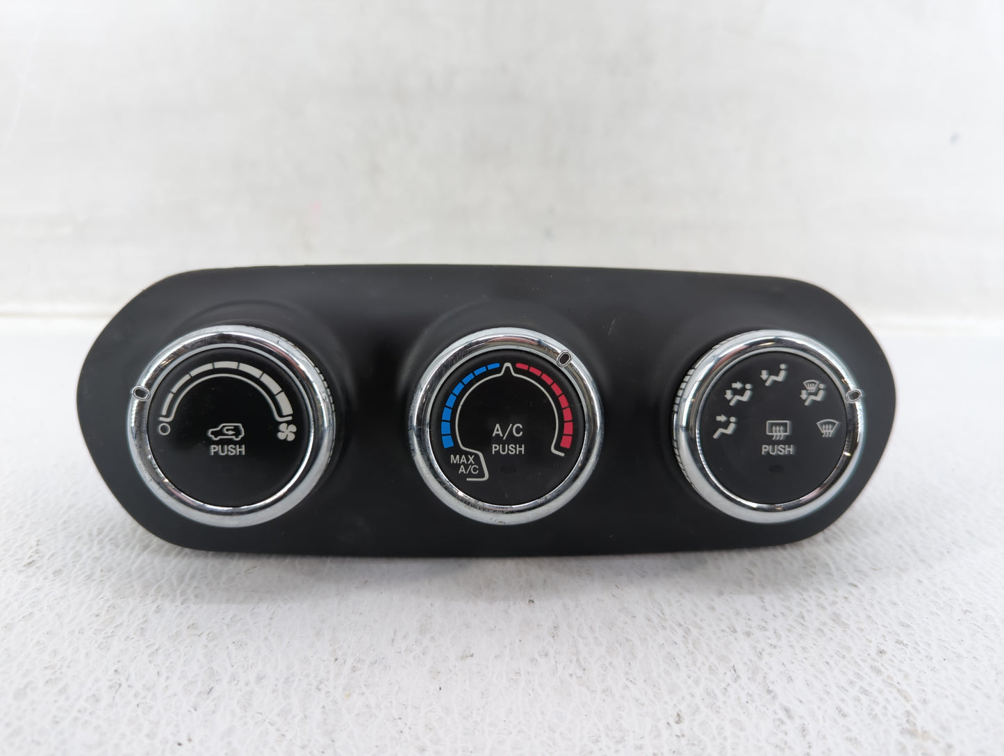 2015-2016 Jeep Renegade Climate Control Module Temperature AC/Heater Replacement P/N:838744Z Fits Fits 2015 2016 OEM Used Au