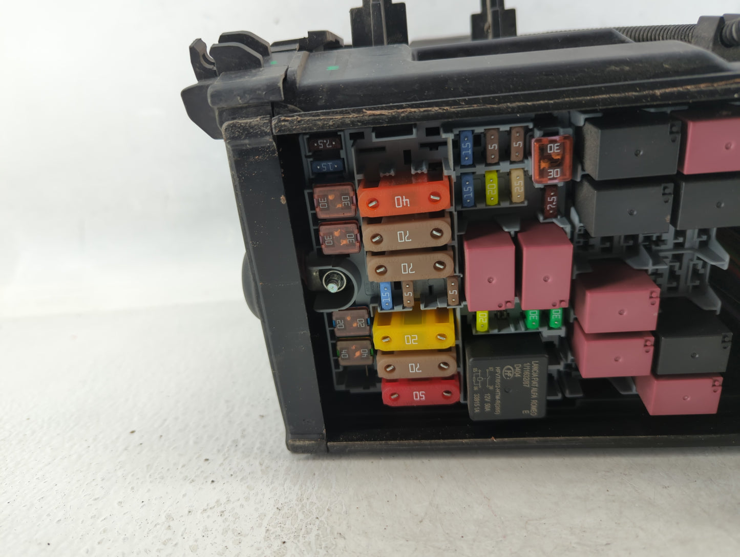 2015-2021 Jeep Renegade Fusebox Fuse Box Panel Relay Module P/N:3967260918 Fits Fits 2015 2016 2017 2018 2019 2020 2021 OEM 