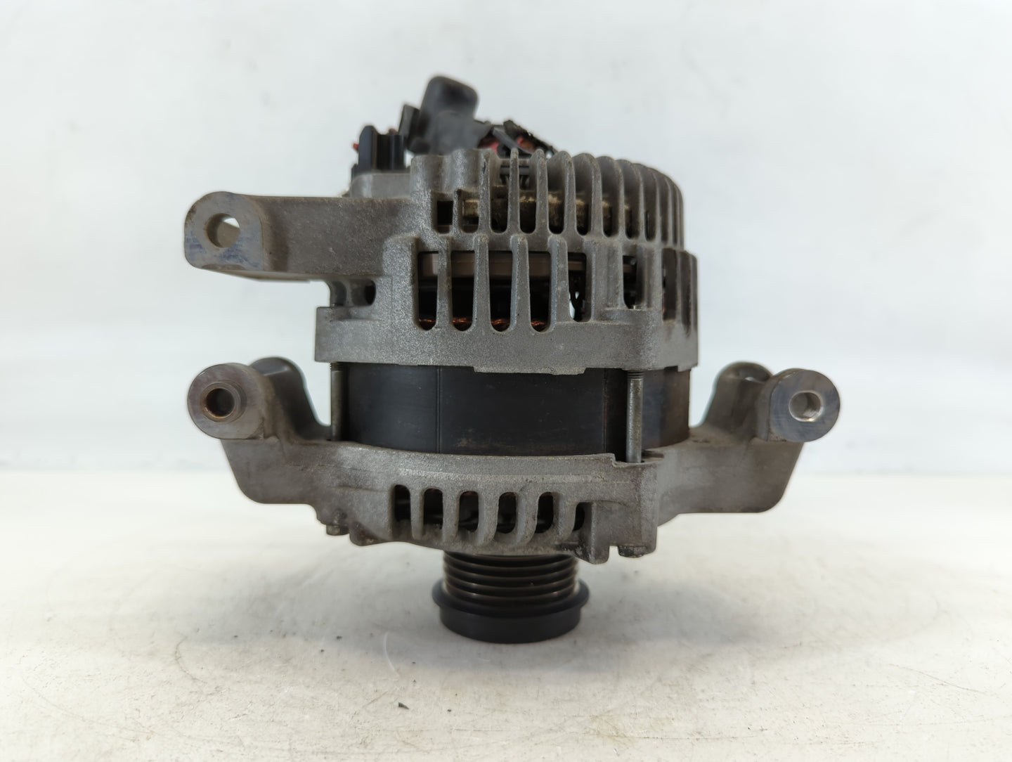 2015-2021 Jeep Renegade Alternator Replacement Generator Charging Assembly Engine OEM P/N:56029624AB Fits OEM Used Auto Part