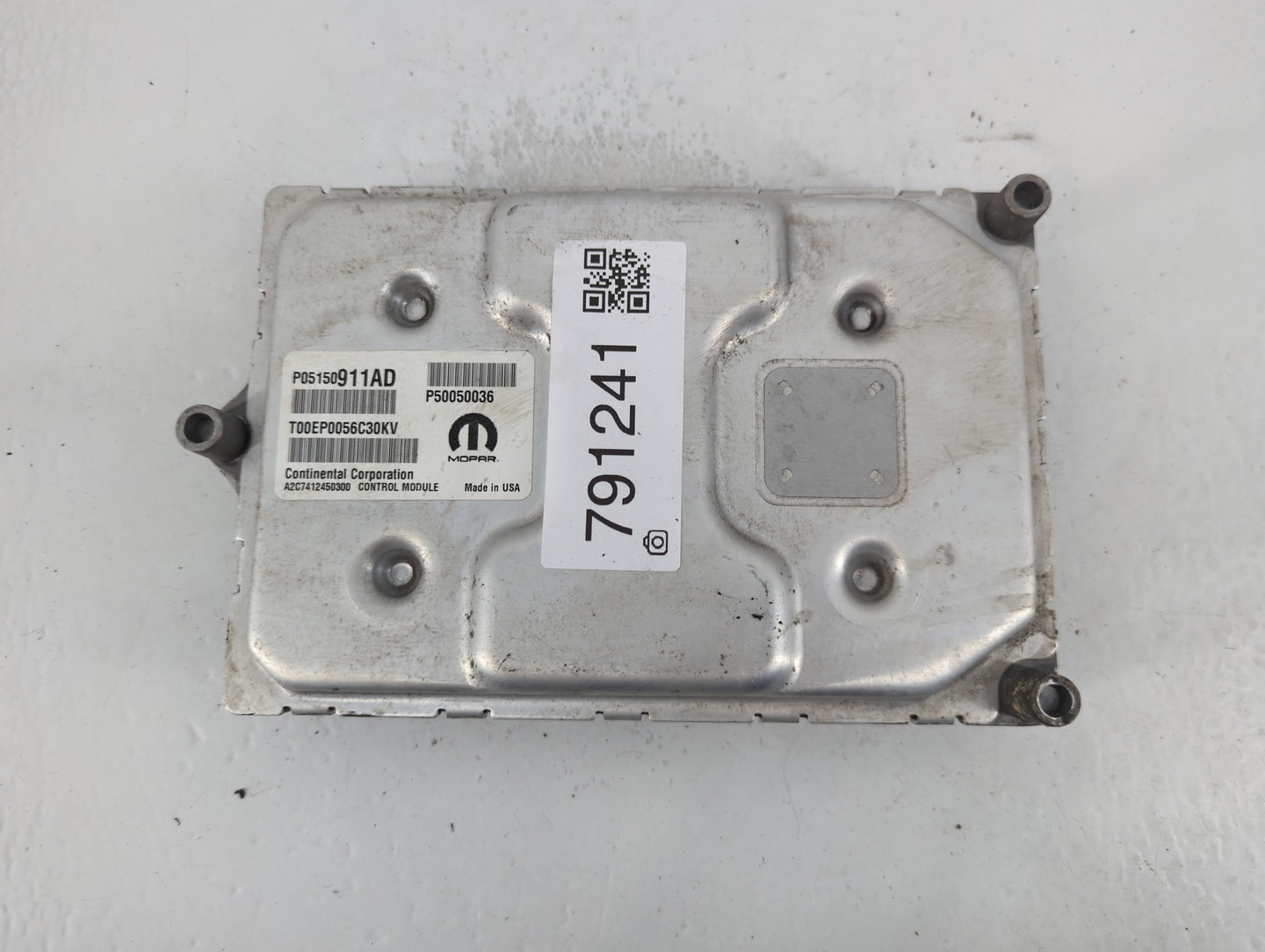 2015-2017 Jeep Renegade PCM Engine Control Computer ECU ECM PCU OEM P/N:P05150911AD Fits Fits 2015 2016 2017 OEM Used Auto P