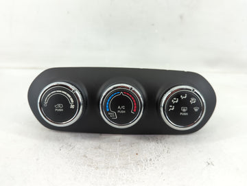 2015-2016 Jeep Renegade Climate Control Module Temperature AC/Heater Replacement P/N:07356461040 838744Z Fits Fits 2015 2016