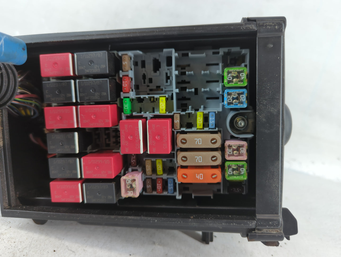 2015-2021 Jeep Renegade Fusebox Fuse Box Panel Relay Module P/N:52027004 Fits Fits 2015 2016 2017 2018 2019 2020 2021 OEM Us