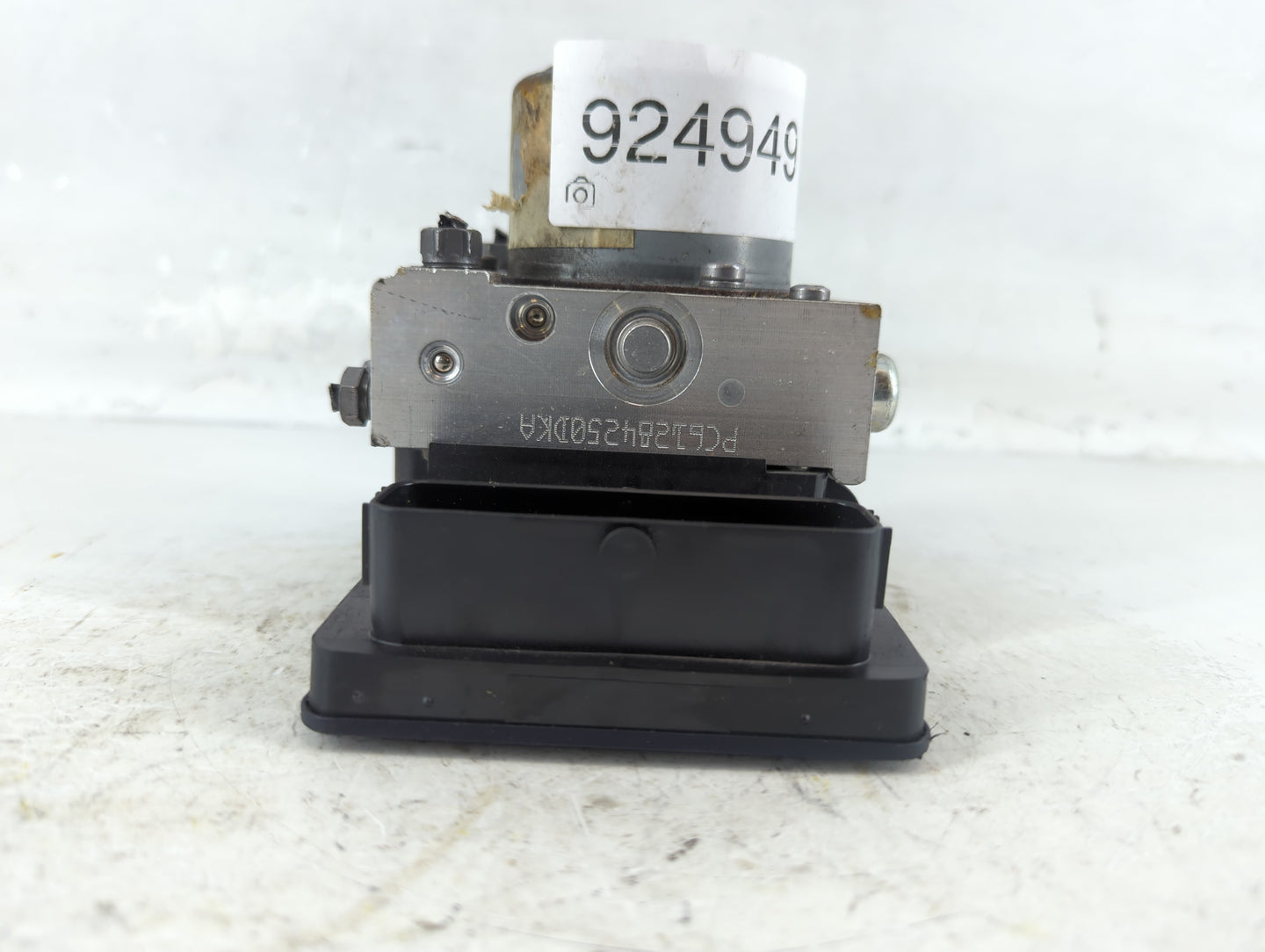 2015-2017 Jeep Renegade ABS Pump Control Module Replacement P/N:52049765 Fits Fits 2015 2016 2017 OEM Used Auto Parts - Oemu