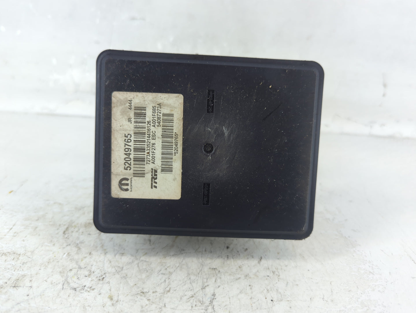 2015-2017 Jeep Renegade ABS Pump Control Module Replacement P/N:52049765 Fits Fits 2015 2016 2017 OEM Used Auto Parts - Oemu