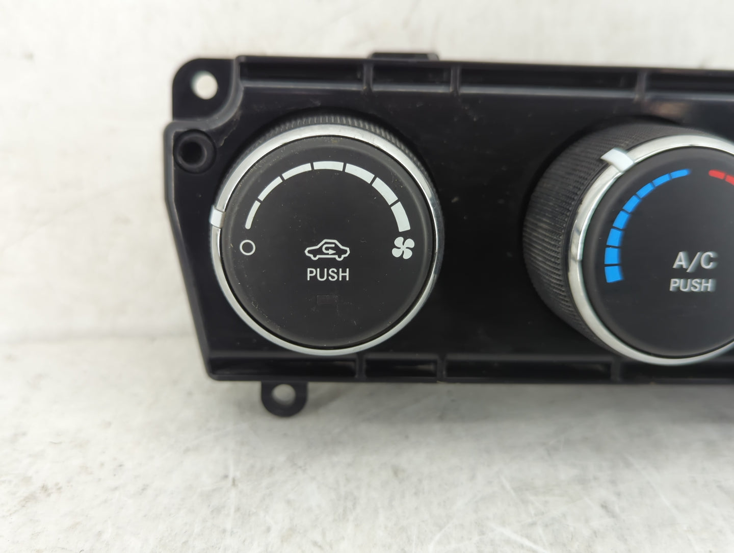 2014-2018 Jeep Wrangler Climate Control Module Temperature AC/Heater Replacement P/N:P68197432AB Fits OEM Used Auto Parts - 