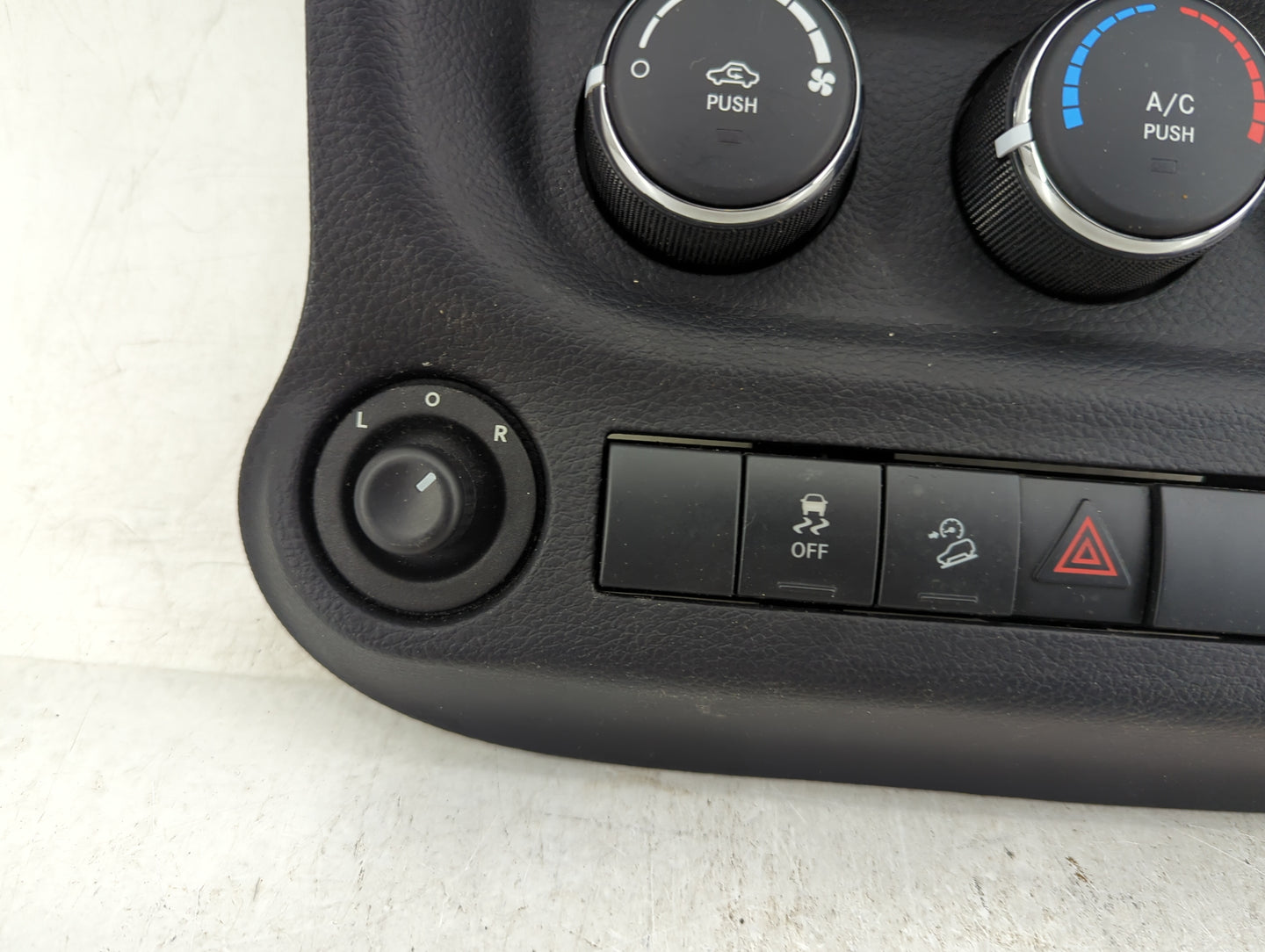 2014-2018 Jeep Wrangler Climate Control Module Temperature AC/Heater Replacement P/N:P68197433AB Fits OEM Used Auto Parts - 