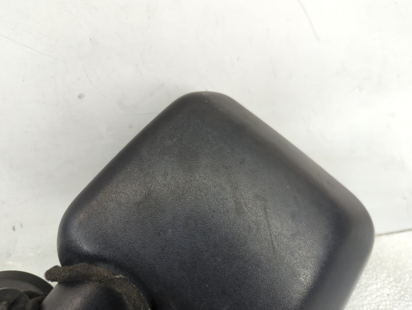 2015-2018 Jeep Wrangler Driver Side View Mirror - Left Door Mirror OEM Used - Oemusedautoparts1.com