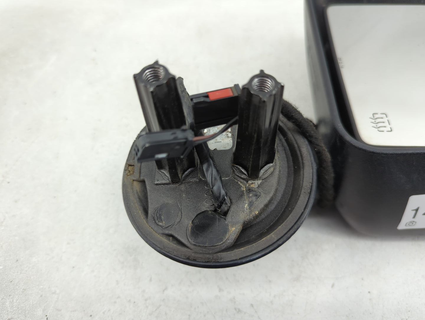 2015-2018 Jeep Wrangler Driver Side View Mirror - Left Door Mirror OEM Used - Oemusedautoparts1.com