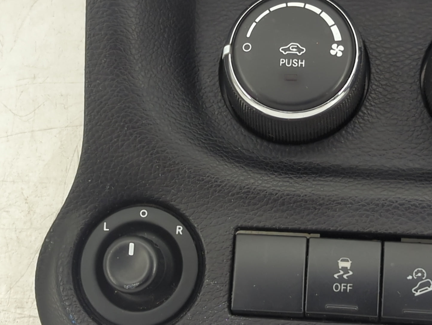 2014-2018 Jeep Wrangler Climate Control Module Temperature AC/Heater Replacement P/N:P68197433AB Fits OEM Used Auto Parts - 