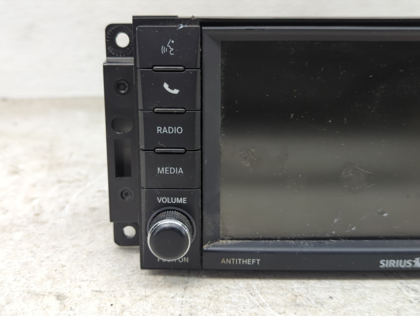 2015-2017 Jeep Wrangler Radio AM FM Cd Player Receiver Replacement P/N:P68282479AD Fits Fits 2015 2016 2017 OEM Used Auto Pa