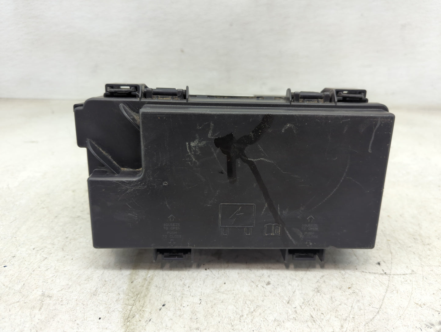 2016-2016 Jeep Wrangler Fusebox Fuse Box Relay Module Tipm 1448807 - Oemusedautoparts1.com
