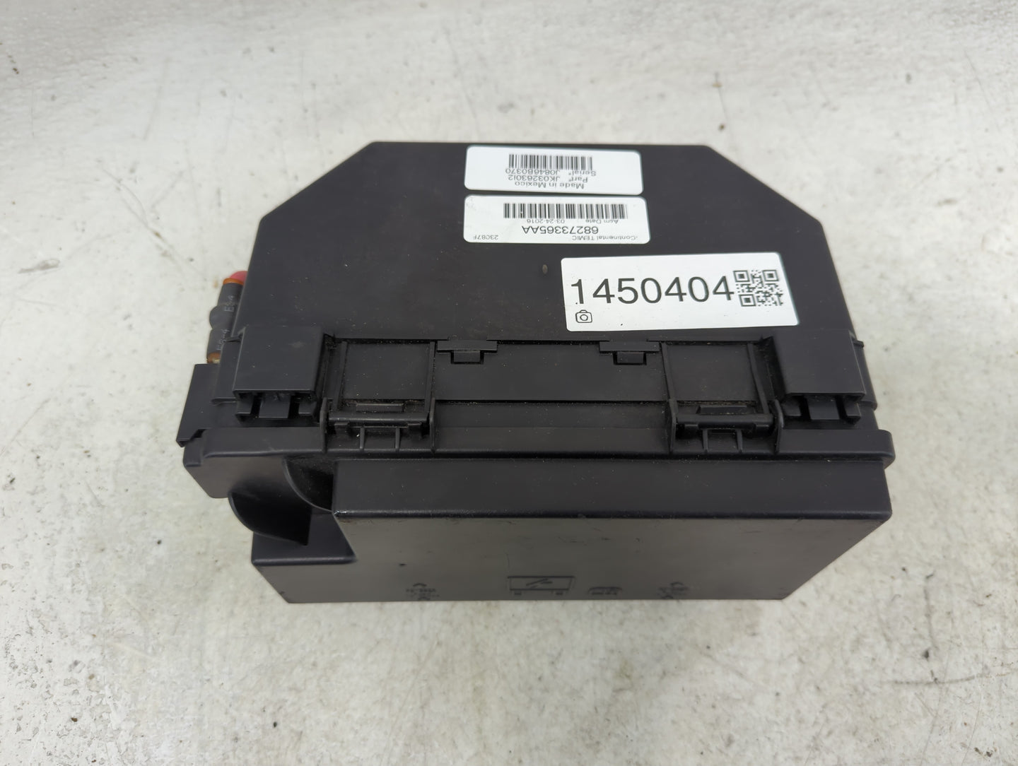 2016-2016 Jeep Wrangler Fusebox Fuse Box Relay Module Tipm - Oemusedautoparts1.com