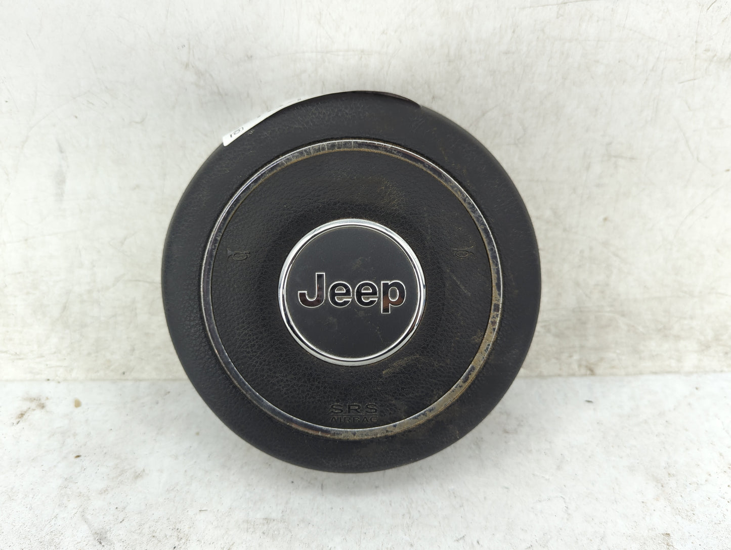 2014-2017 Jeep Wrangler Air Bag Driver Left Steering Wheel Mounted - Oemusedautoparts1.com