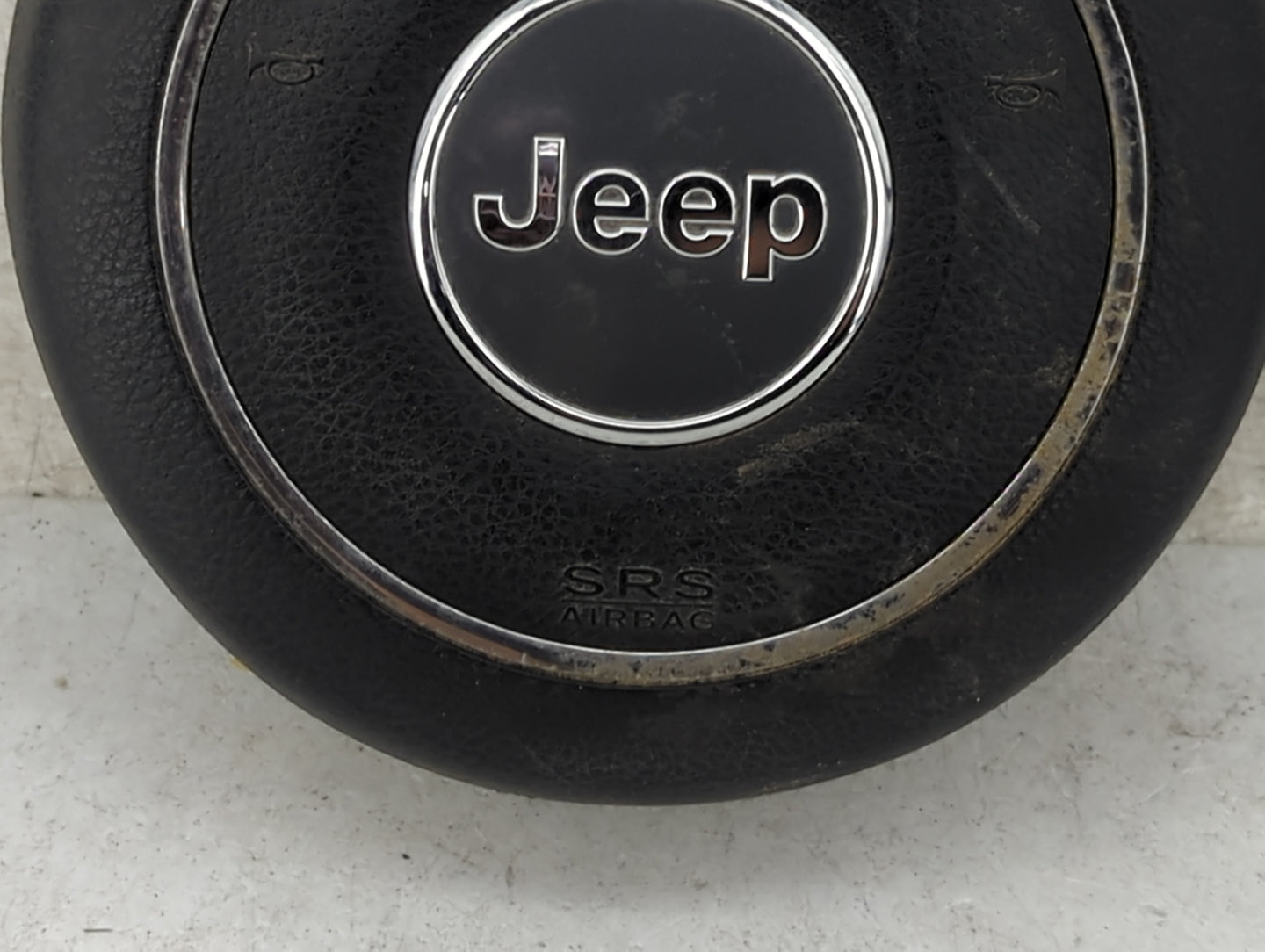 2014-2017 Jeep Wrangler Air Bag Driver Left Steering Wheel Mounted - Oemusedautoparts1.com