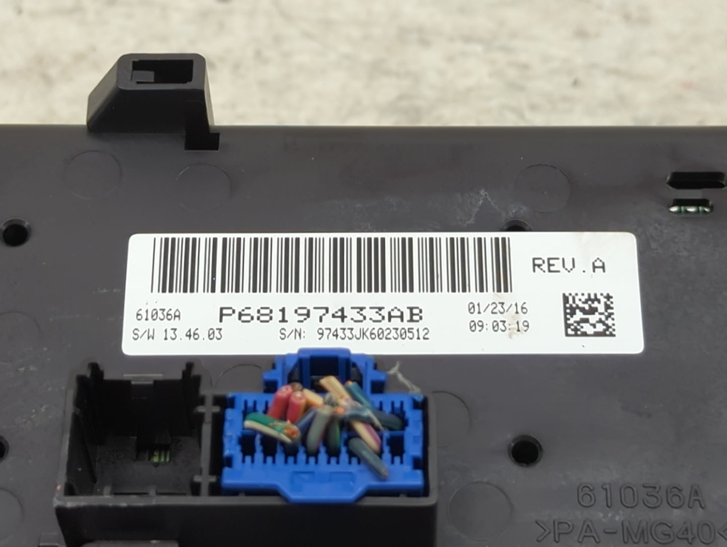 2014-2018 Jeep Wrangler Climate Control Module Temperature AC/Heater Replacement P/N:P68197433AB P68197433AB Fits OEM Used A