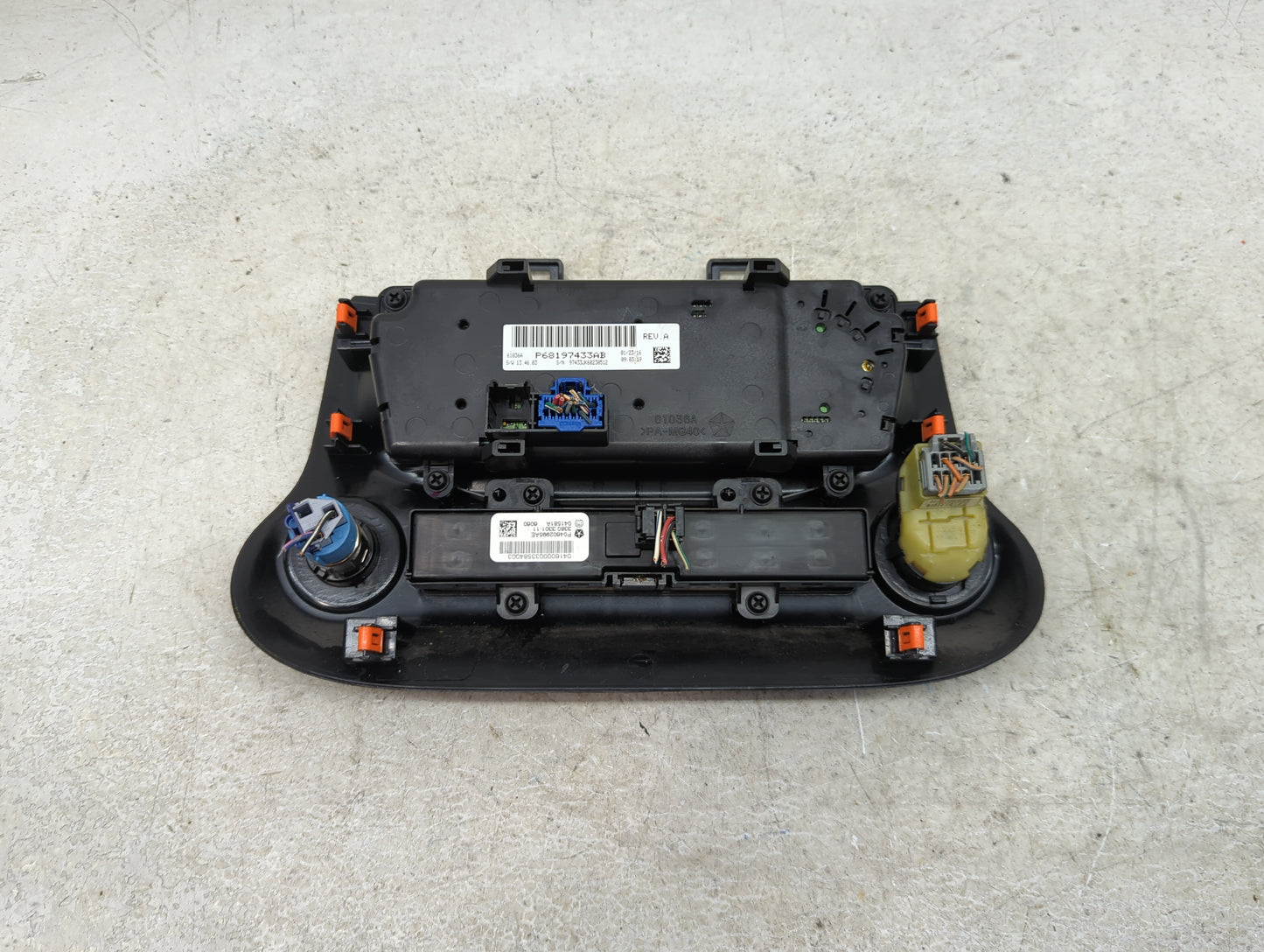 2014-2018 Jeep Wrangler Climate Control Module Temperature AC/Heater Replacement P/N:P68197433AB P68197433AB Fits OEM Used A