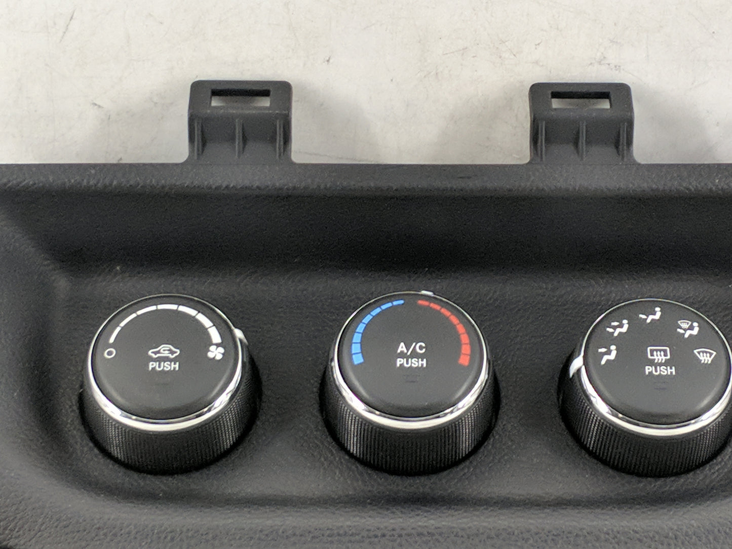 2014-2018 Jeep Wrangler Climate Control Module Temperature AC/Heater Replacement P/N:P68197433AB Fits OEM Used Auto Parts - 