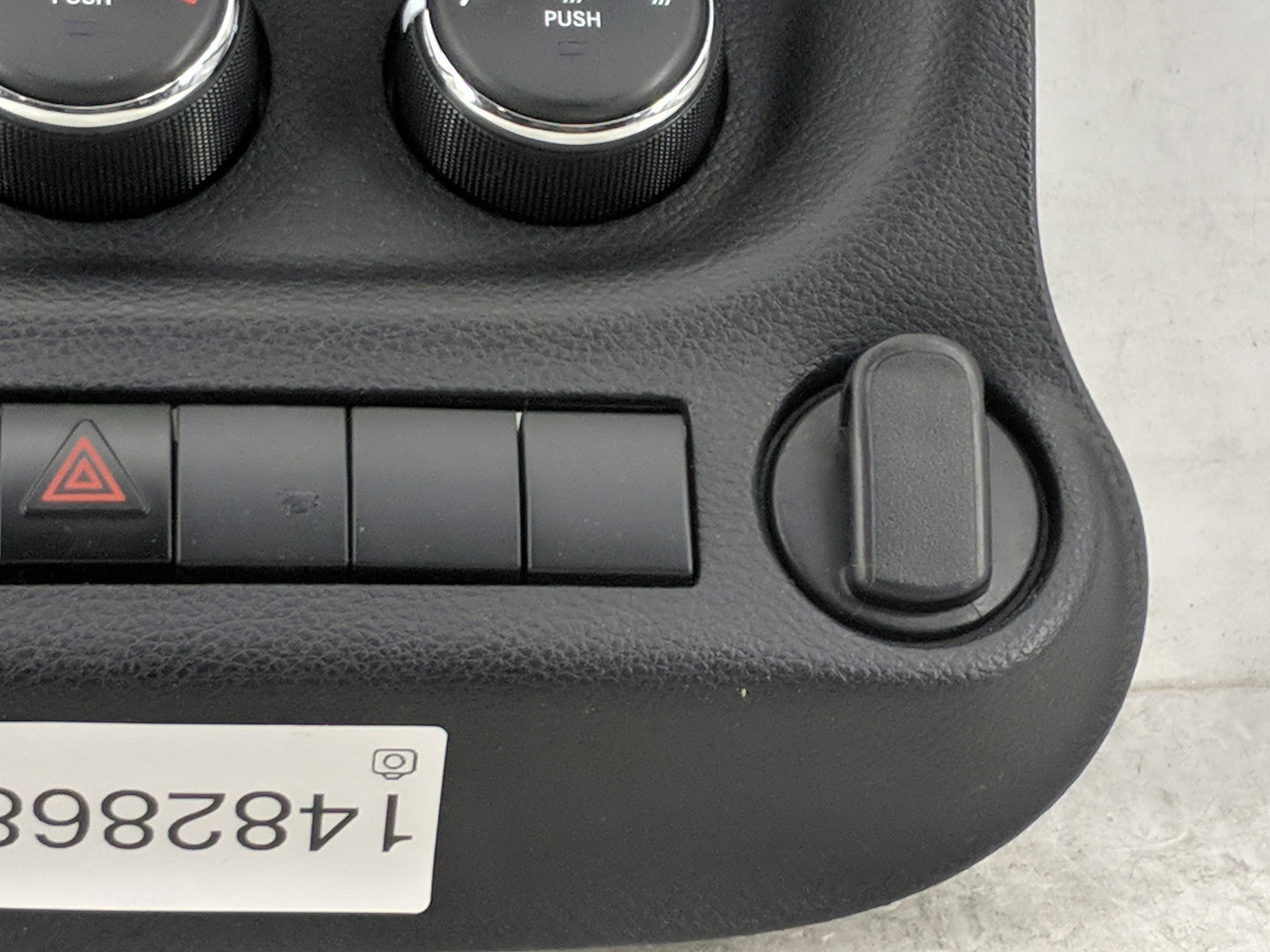 2014-2018 Jeep Wrangler Climate Control Module Temperature AC/Heater Replacement P/N:P68197433AB Fits OEM Used Auto Parts - 