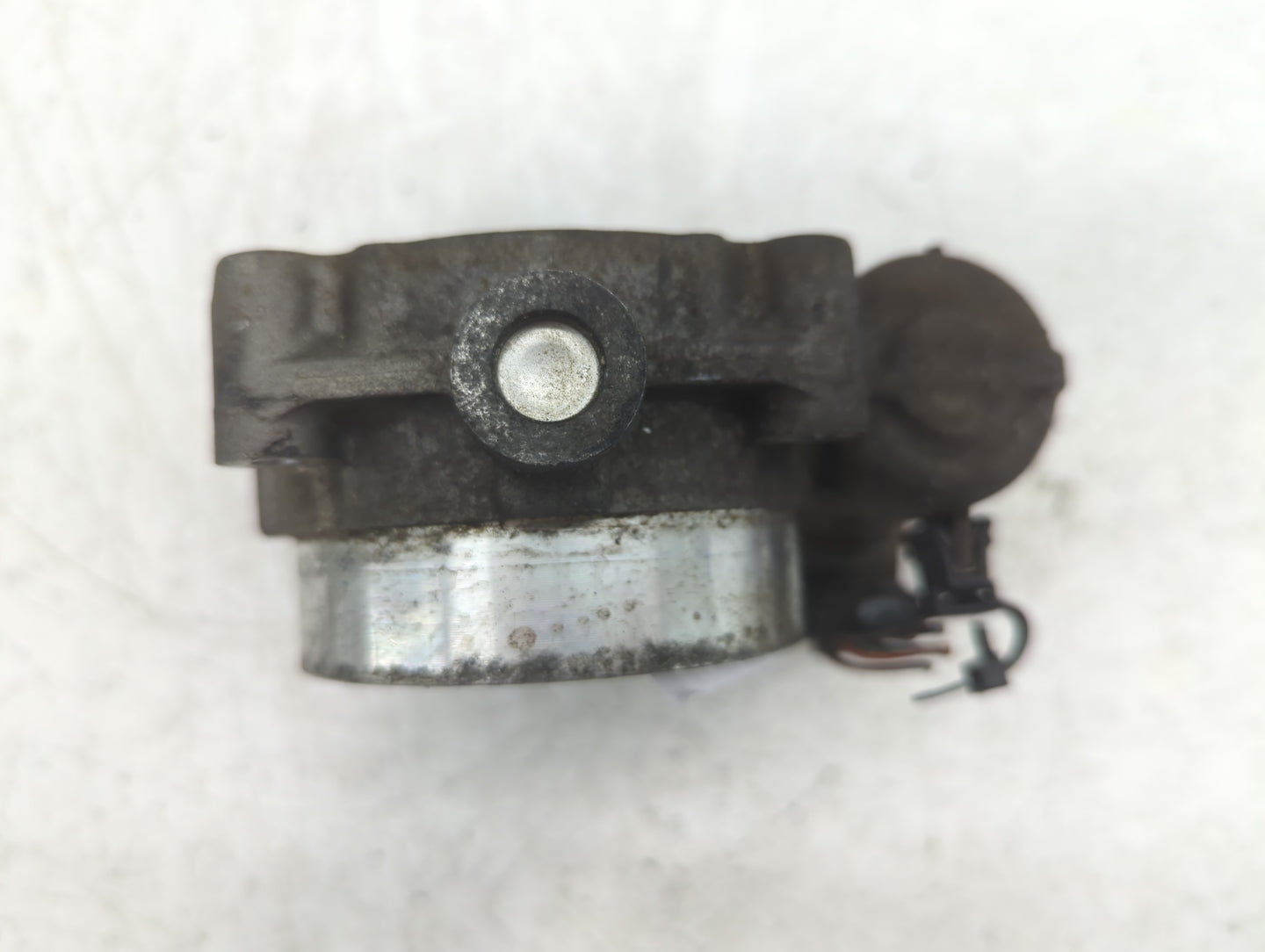 2012-2018 Jeep Wrangler Throttle Body P/N:0 280 750 570 05184349AC Fits OEM Used Auto Parts - Oemusedautoparts1.com