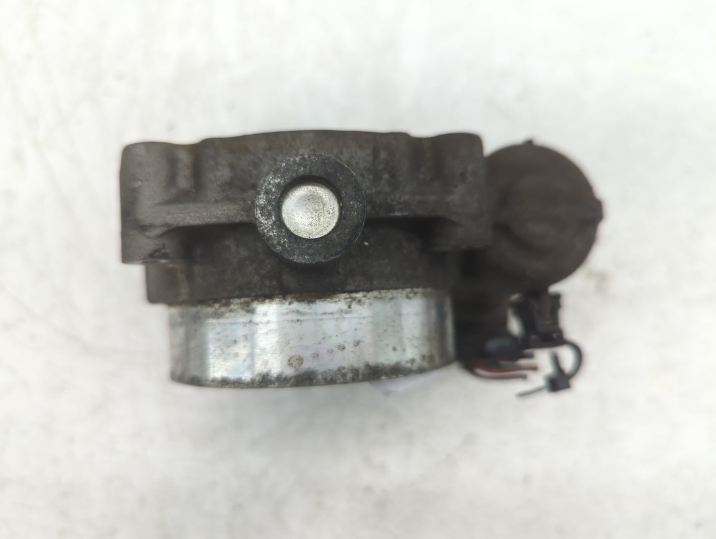 2012-2018 Jeep Wrangler Throttle Body P/N:0 280 750 570 05184349AC Fits OEM Used Auto Parts - Oemusedautoparts1.com